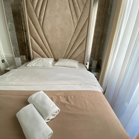 Ab Residences -Cihangir Luxury Antique Apartment Стамбул Экстерьер фото